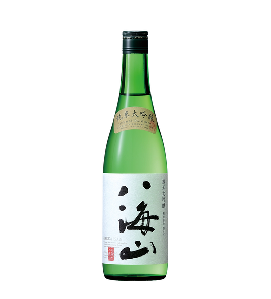 Hakkaisan Daiginjo 720ml - Compare prices in UAE
